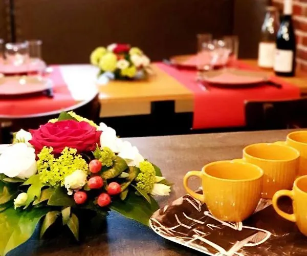 Le Saloon De Rose Couette-café Valenciennes