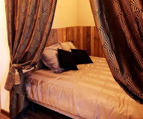 Couette-café Le Saloon De Rose